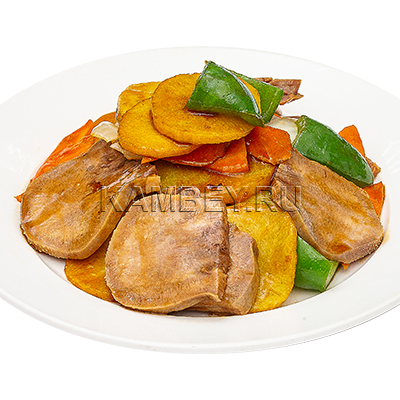Язык говяжий с картофелем и овощами